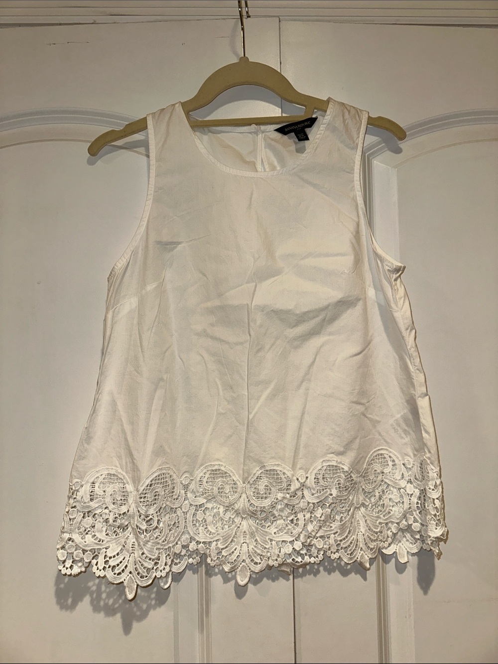 Banana Republic Lace-Hem Sleeveless Top (Petite)